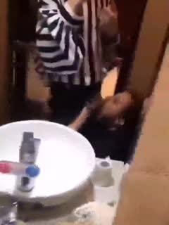 江南第一深情童锦程独家泄密疑似男公关时期富婆口活视频曝光没想到祖师爷这么大